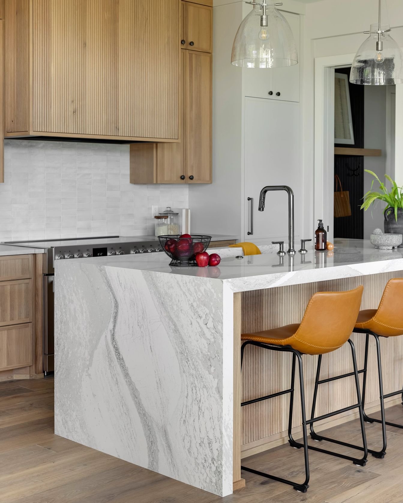 Waterfall Edge Design